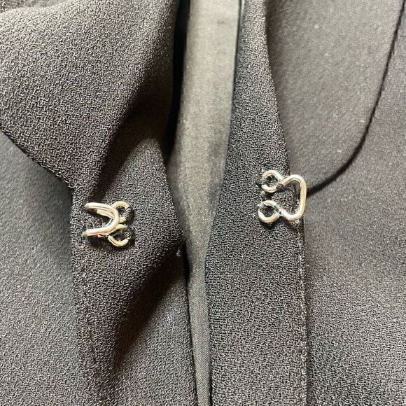 Vince Camuto Ruched Sleeve Blazer Size 22 W Black Hook Closure Collared Vneck - Picture 2 of 10